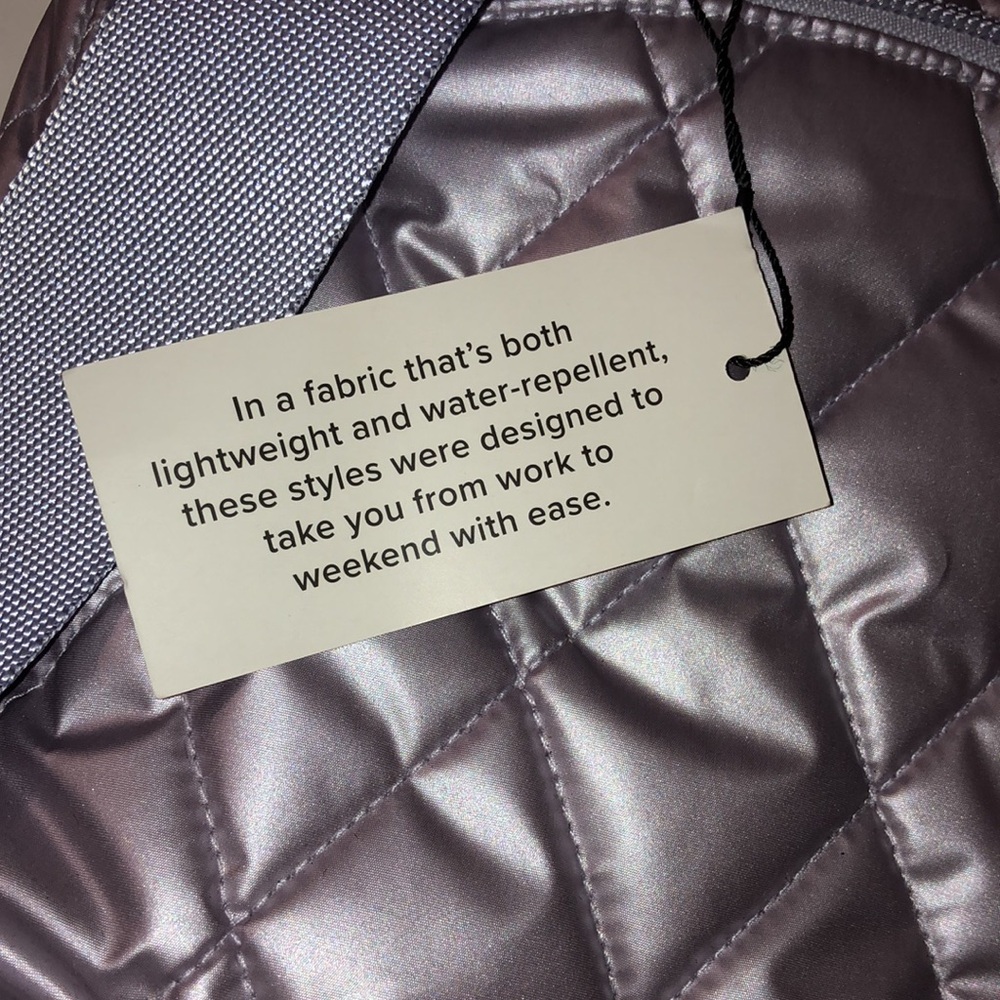 Vera Bradley Lavender Pearl Ultralight Essential Sling Backpack - NWT - Picture 10 of 16